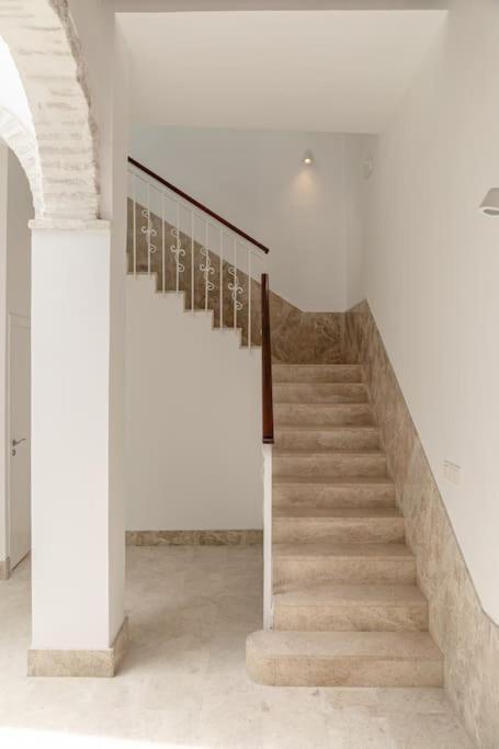 Isg Puerta Jerez 02 * Siviglia