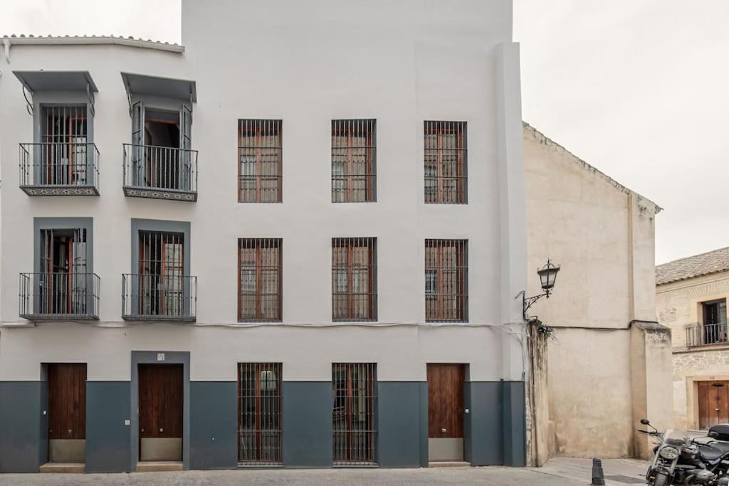 Isg Puerta Jerez 02 Sevilha
