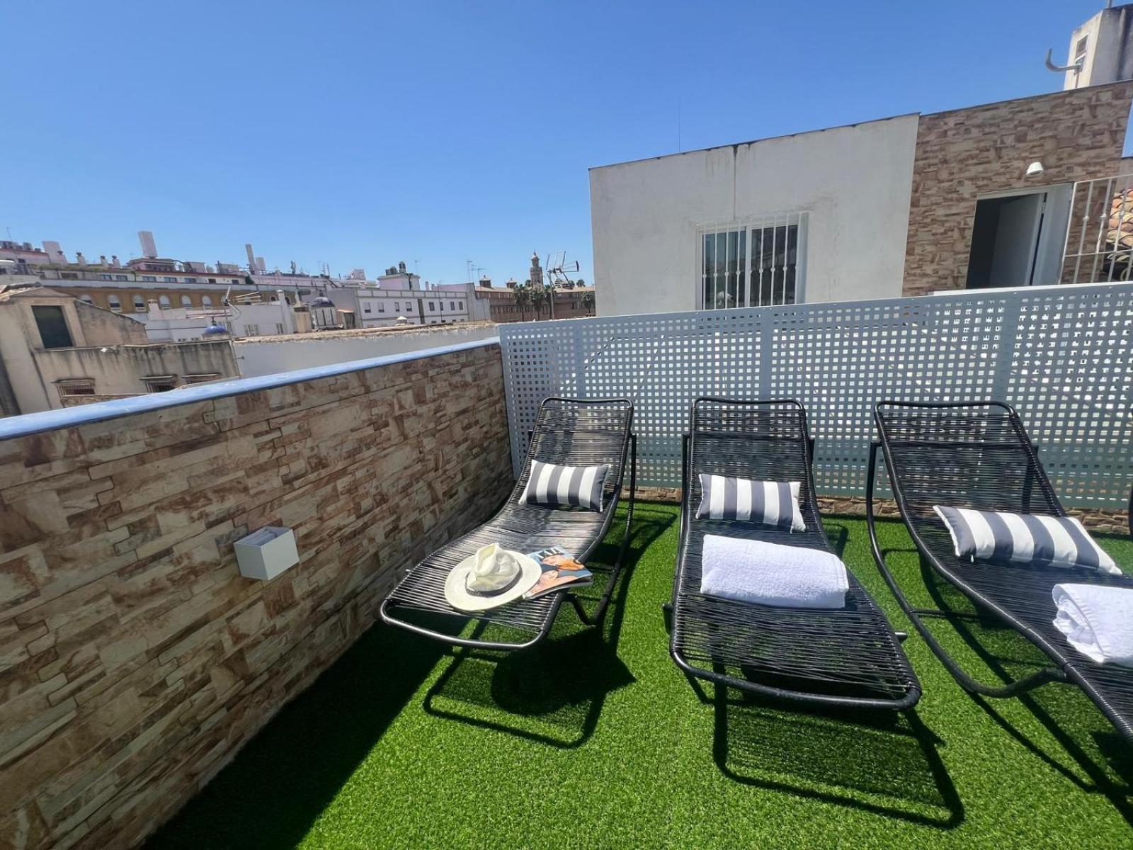 Isg Puerta Jerez 02 Apartament Sevilla